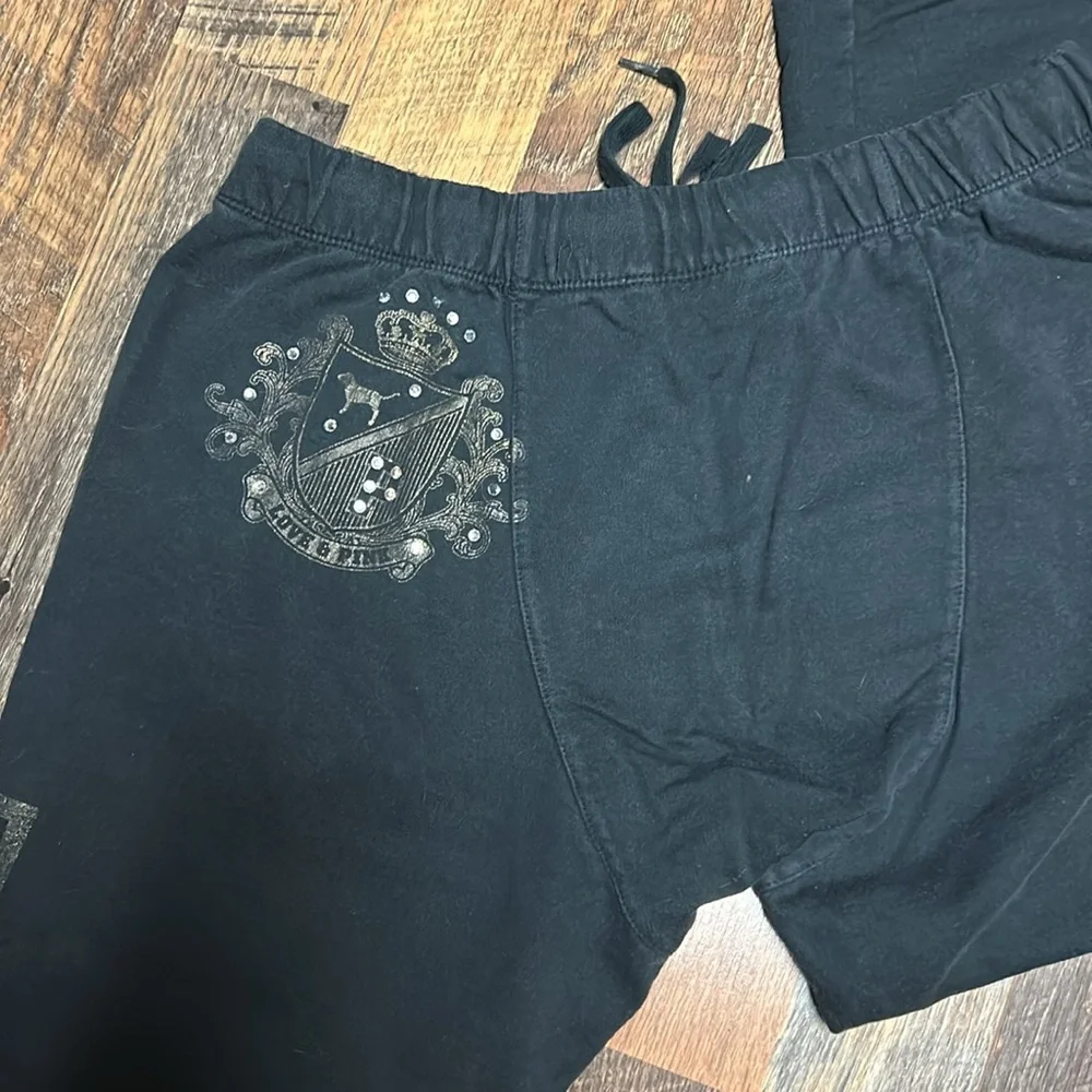 Sweats - Picture 4 of 5